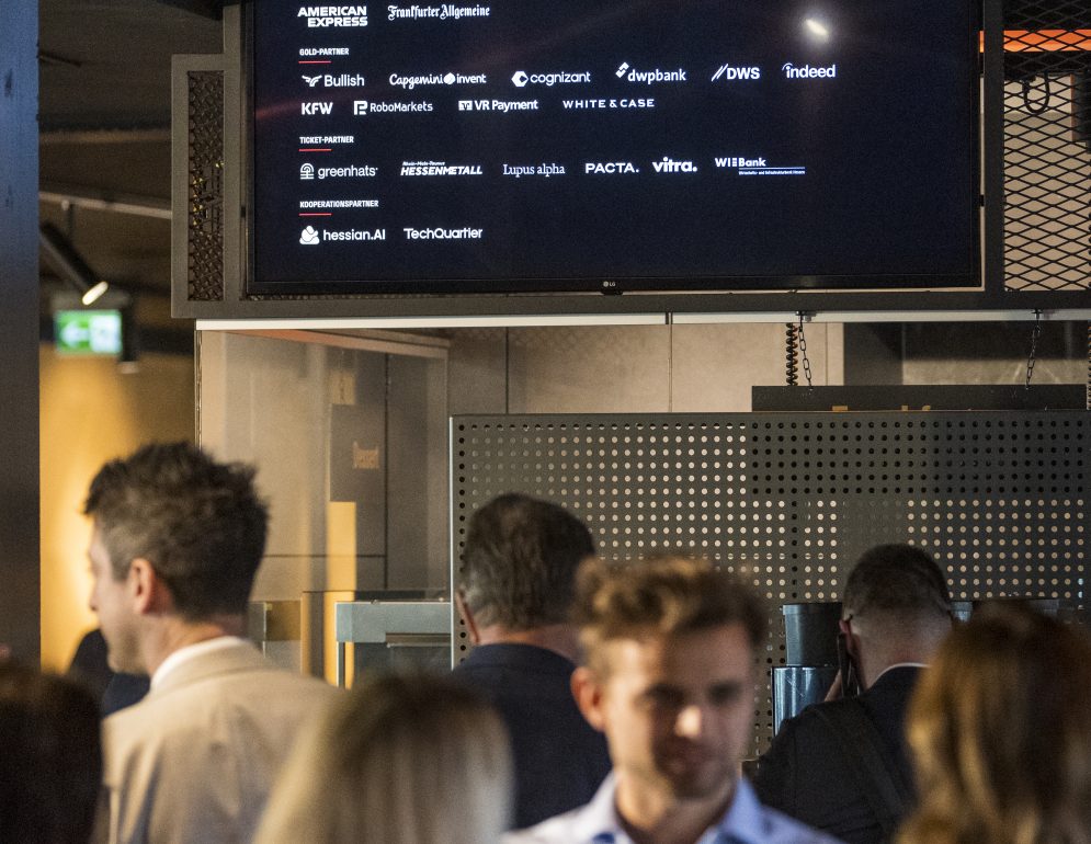 15.05.2025, xfux, Fussball 1. Bundesliga, Eintracht Frankfurt – Block im Park 2025, Konferenz